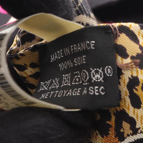 HERMES Black Silk Love Scarf - Picture 3 of 4